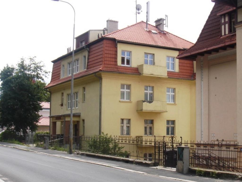 Apartments Vera Karlovy Vary Ruang foto